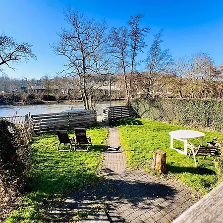 Riverside Surrounded By Nature For Two Ferienhaus