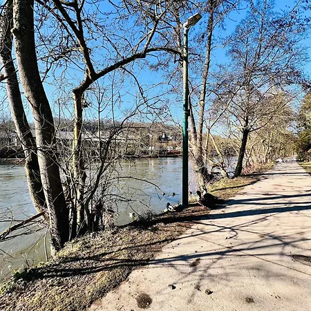 Ferienhaus Riverside Surrounded By Nature For Two Esneux